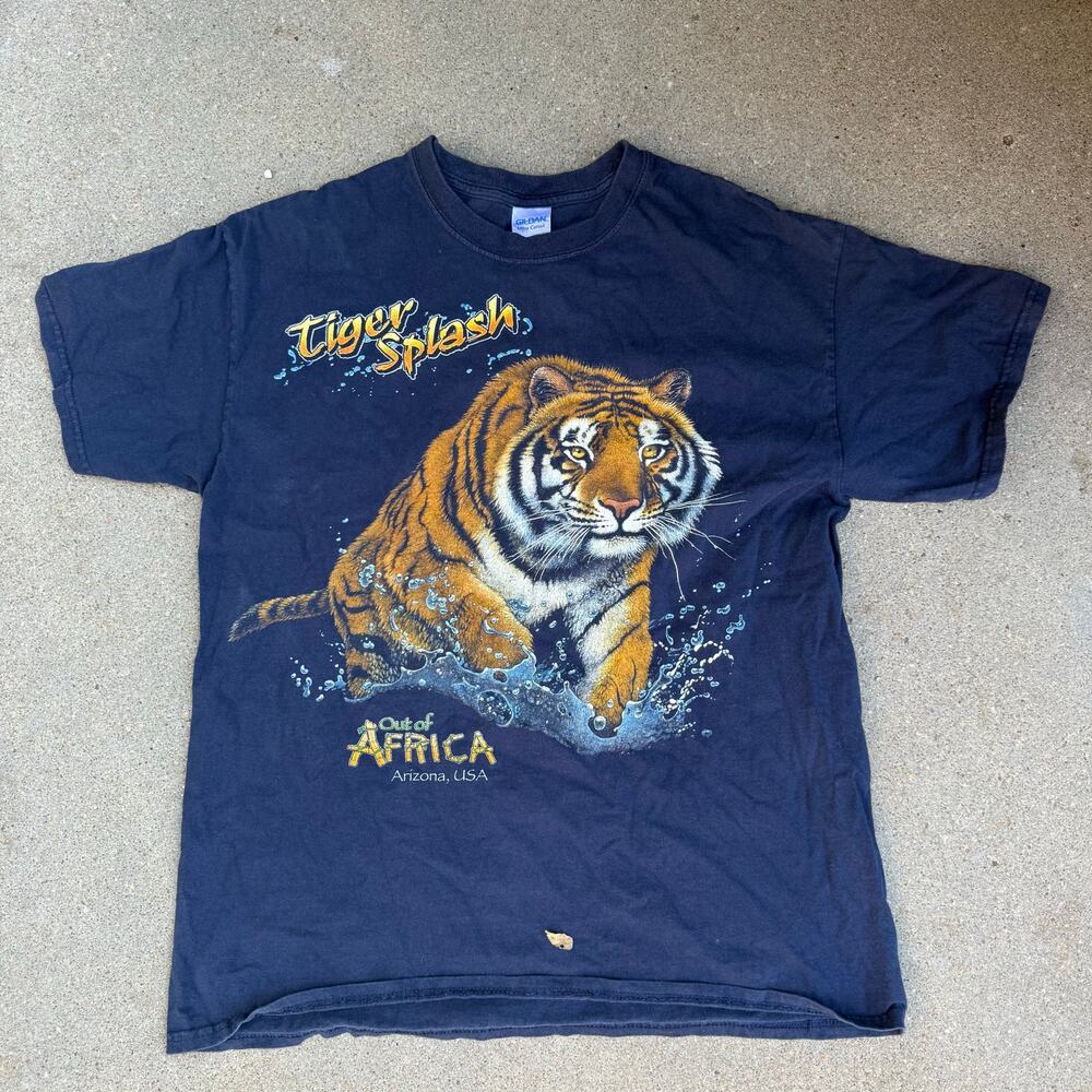 Tiger Splash Out of Africa Arizona, USA Graphic Tshirt Animal Travel Navy LARGE